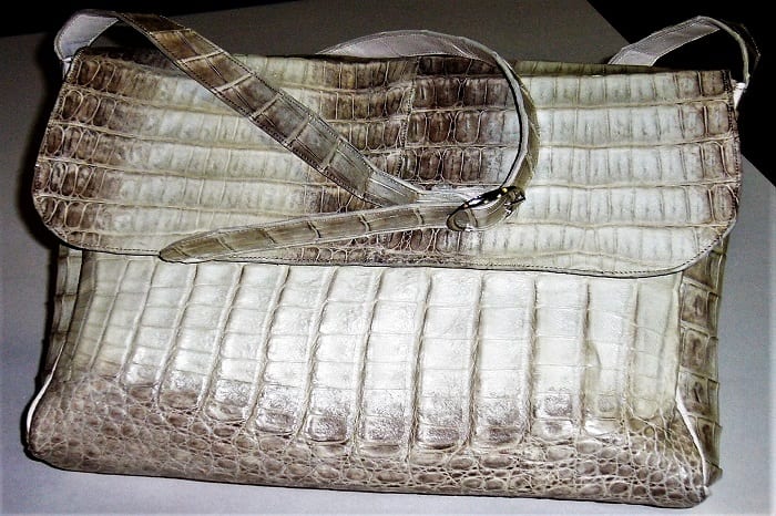 Borsa con tracolla regolabile in alligatore, Borse